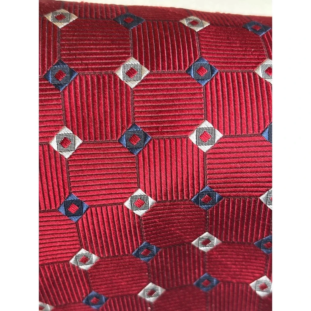 Van‎ Heusen Men Burgundy Red Geometric Silk Tie Preowned